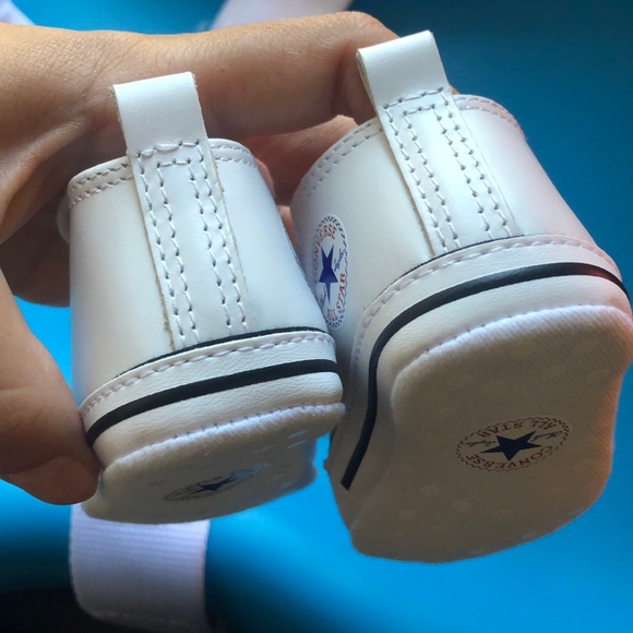 Converse - Picture 4 of 4